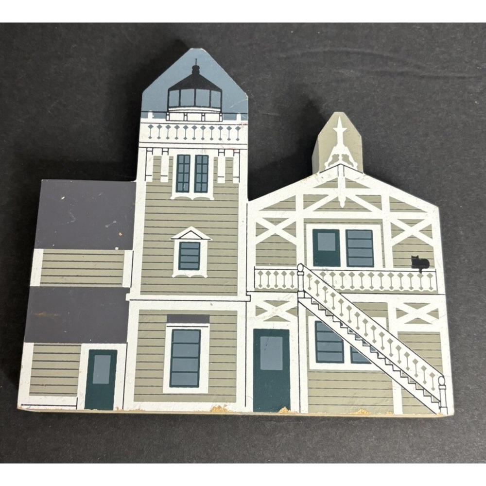3 Cats Meow Lighthouses West Chop East Brother Chicamacomico Wooden Shelf Sitter - Picture 7 of 15